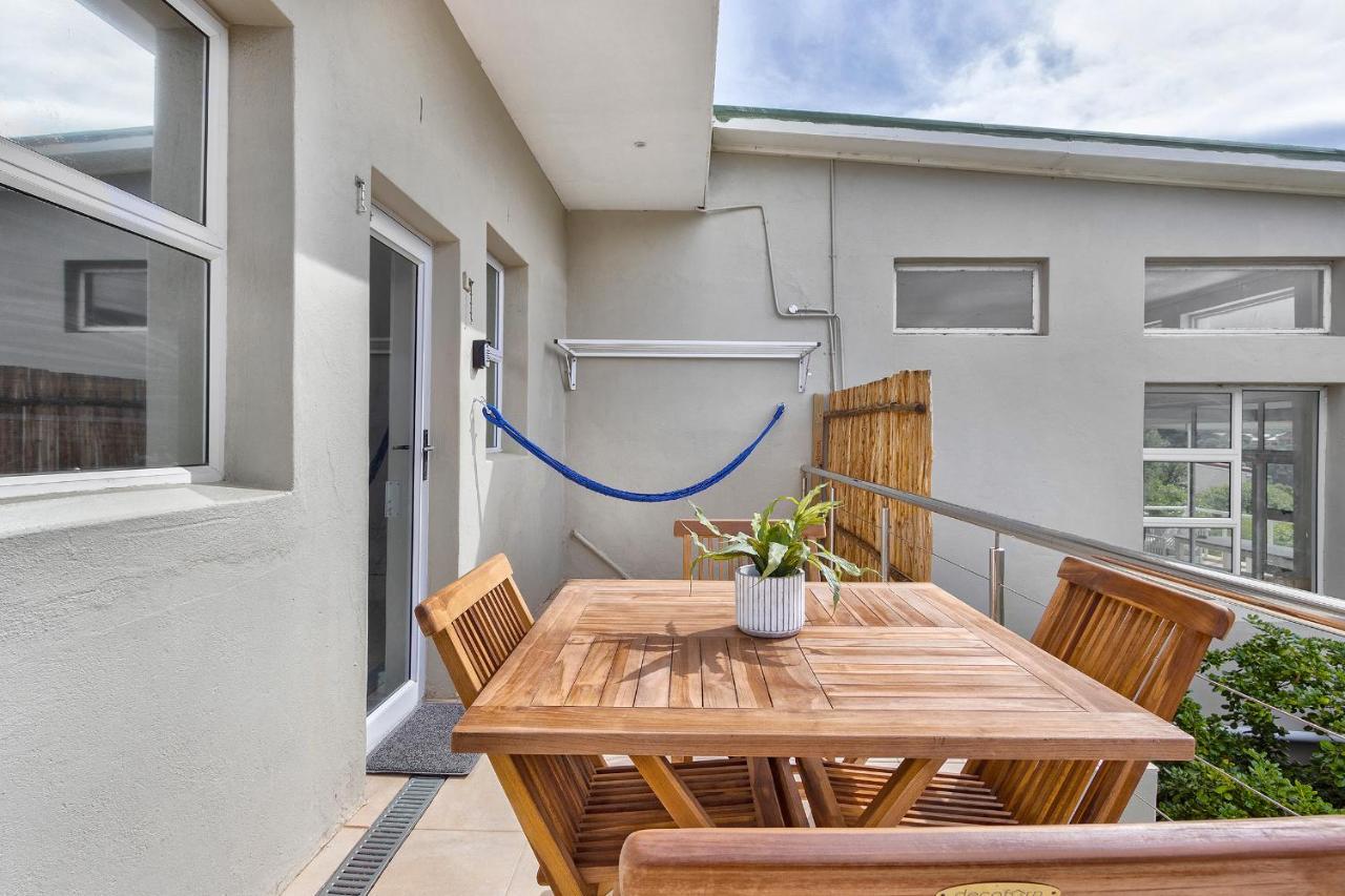 Mount Bay Hotel Hout Bay Exterior photo