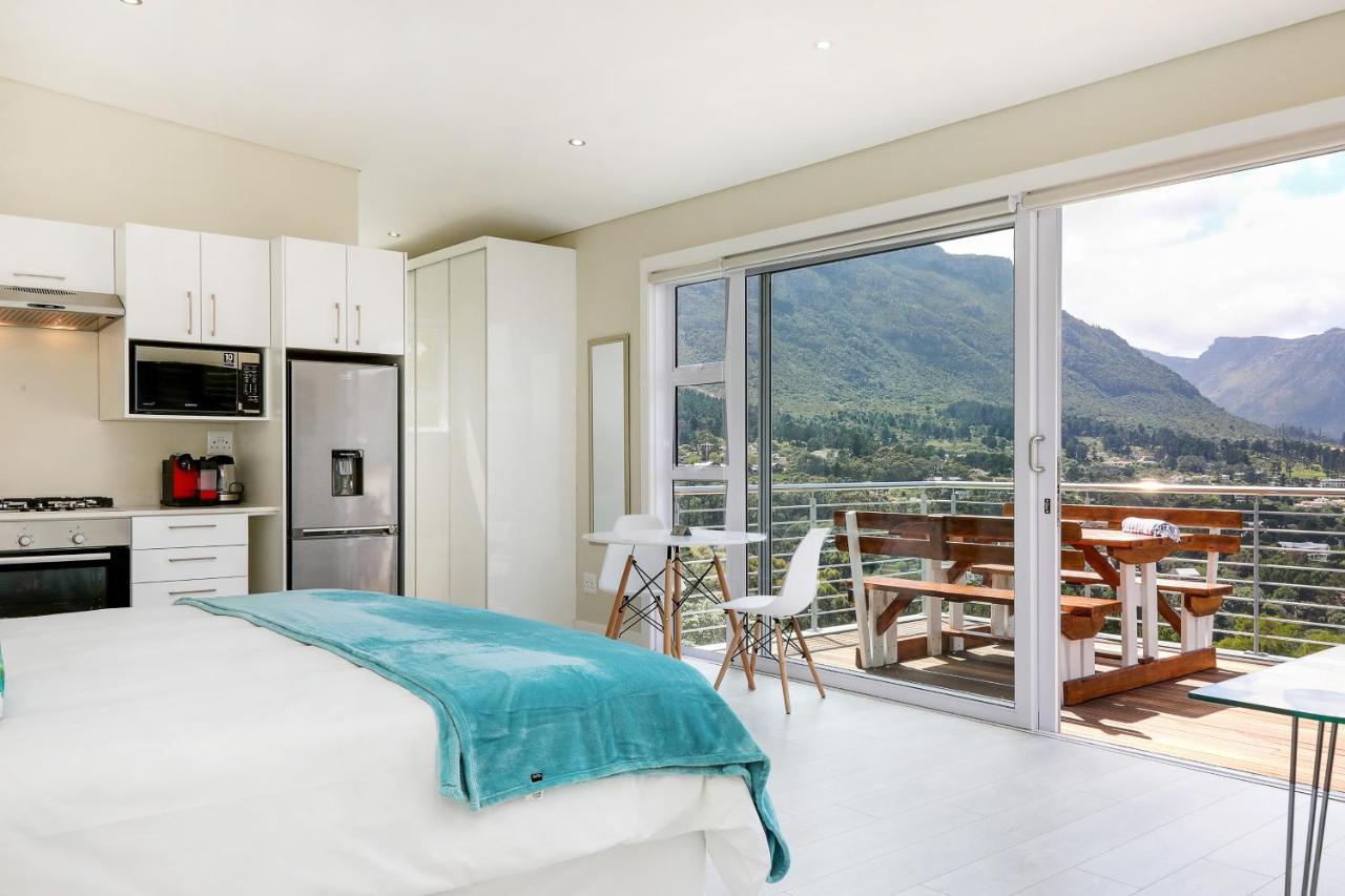 Mount Bay Hotel Hout Bay Exterior photo
