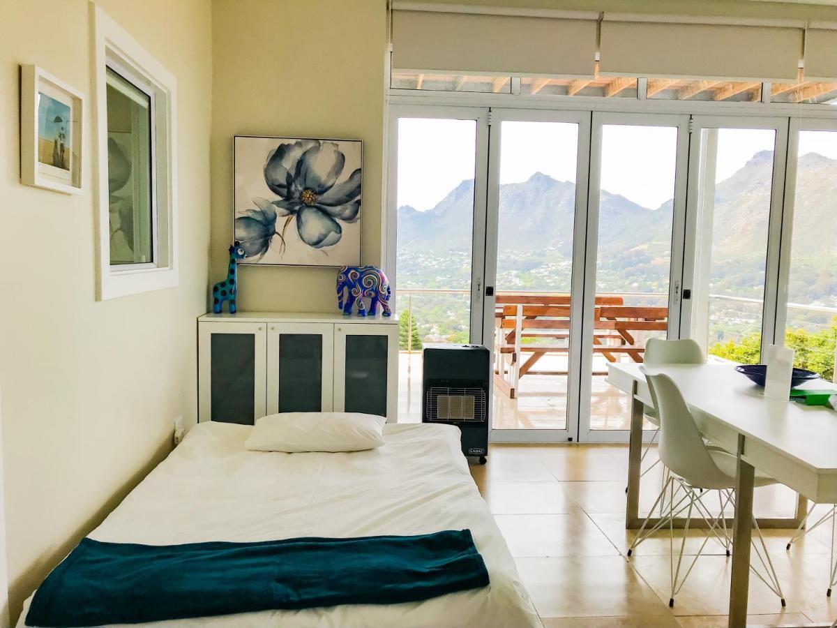Mount Bay Hotel Hout Bay Exterior photo